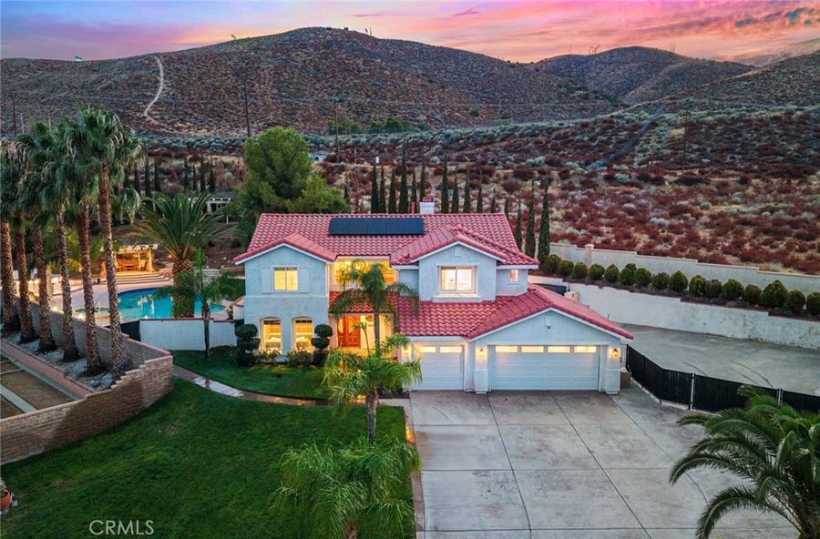 Property photo for 40723 Vista Calma, Palmdale, CA
