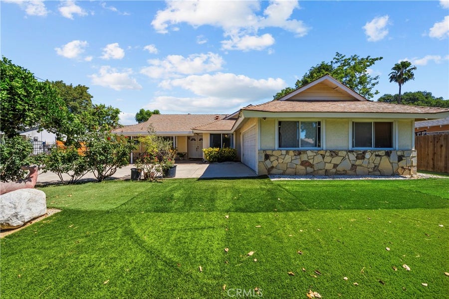 Property photo for 10525 Woldrich St., Sylmar, CA
