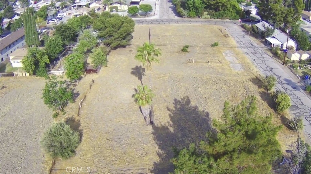 25237 Bessant St, San Bernardino, CA 92404 25237 Bessant St, San Bernardino, CA 92404