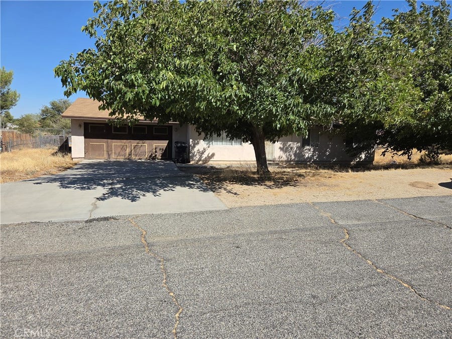 Property photo for 40104 174th E, Lake Los Angeles, CA