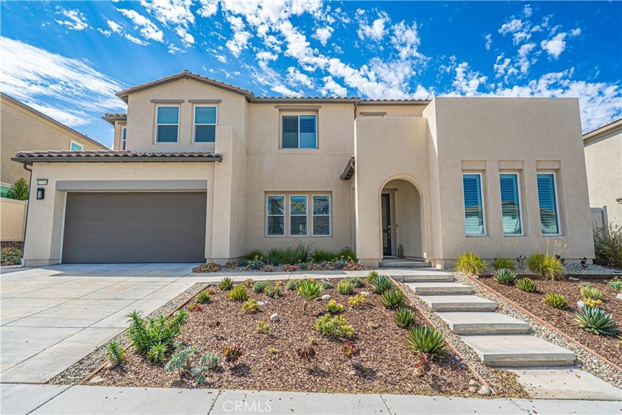 Property photo for 17730 Hillside Way, Saugus, CA