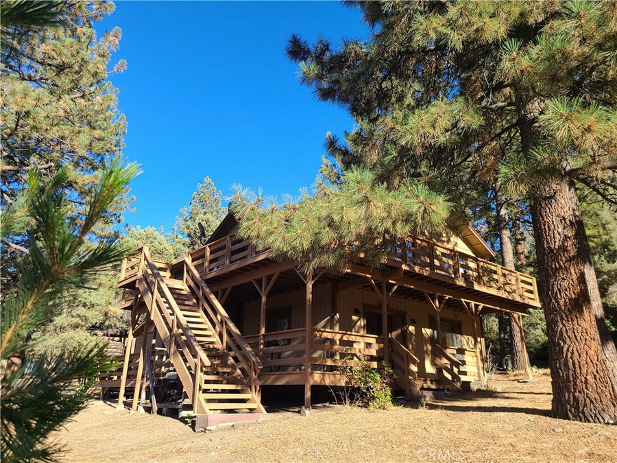 Property photo for 15329 Acacia Way, Pine Mountain Club, CA