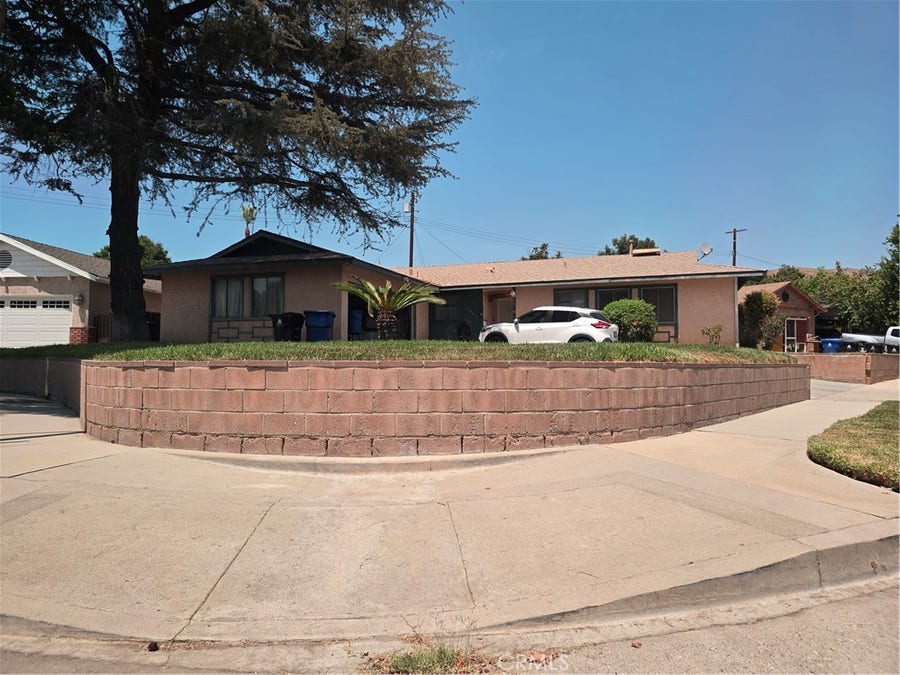 Property photo for 11653 Goleta Street, Sylmar, CA