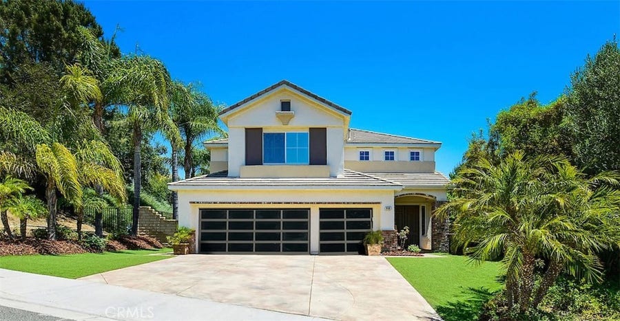Property photo for 948 Ellesmere Way, Oak Park, CA