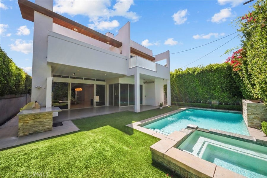 Property photo for 633 N Laurel Avenue, Los Angeles, CA