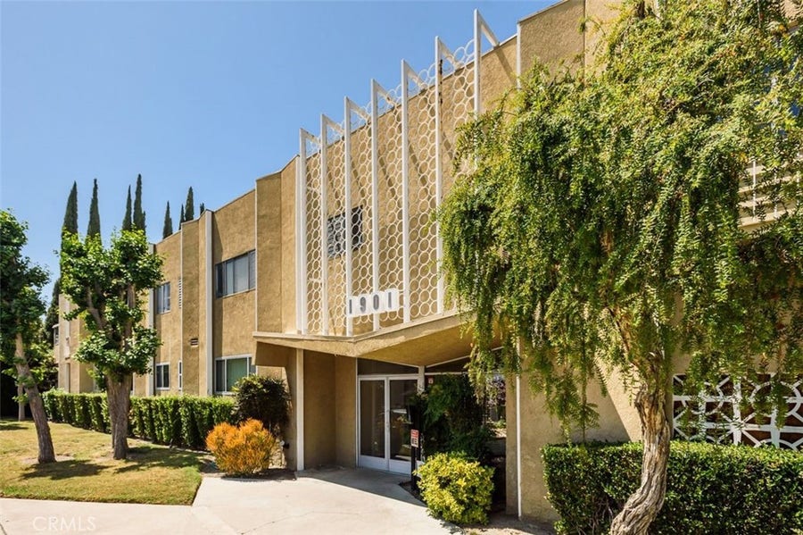 Property photo for 1901 Peyton Avenue, #W, Burbank, CA
