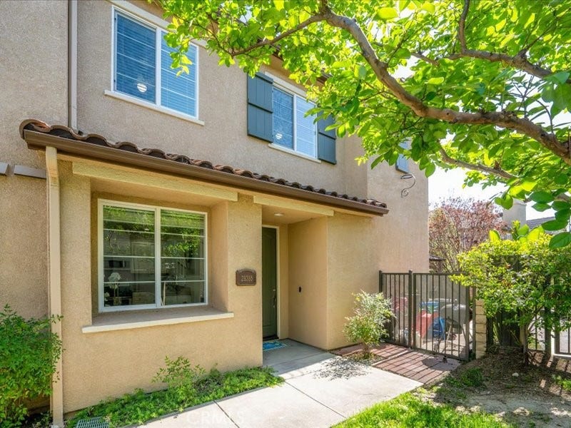 Property photo for 28355 Mirabelle Lane, Saugus, CA