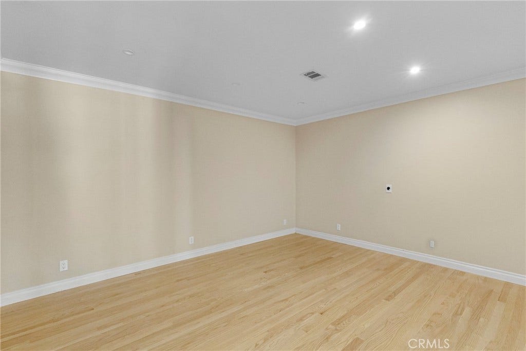 21335 Dove, Chatsworth, CA 91311