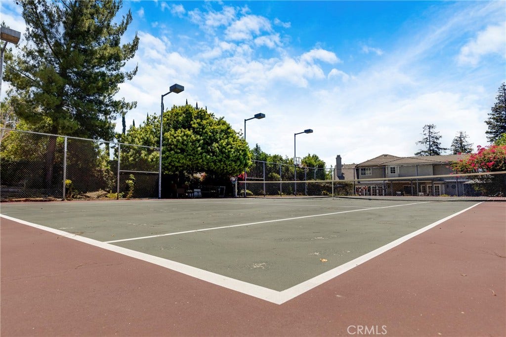 21335 Dove, Chatsworth, CA 91311