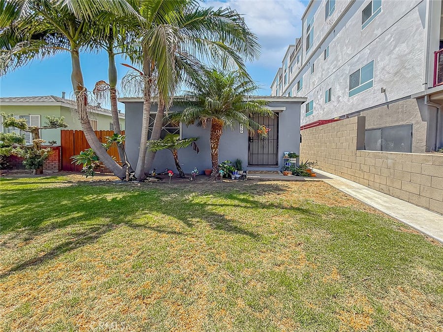 Property photo for 5459 Inglewood, Culver City, CA