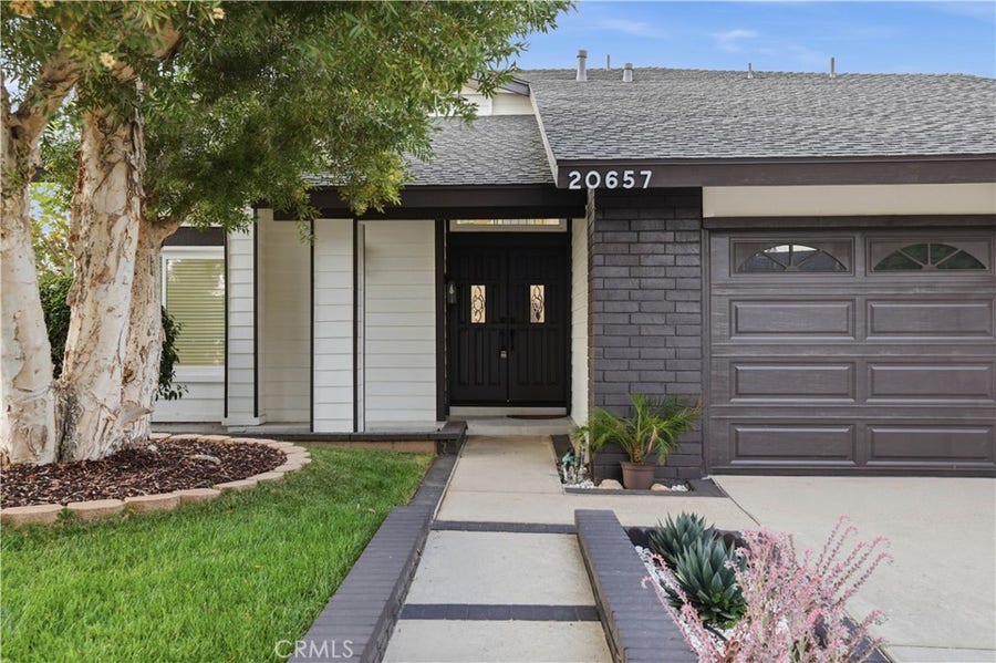 Property photo for 20657 Septo, Chatsworth, CA