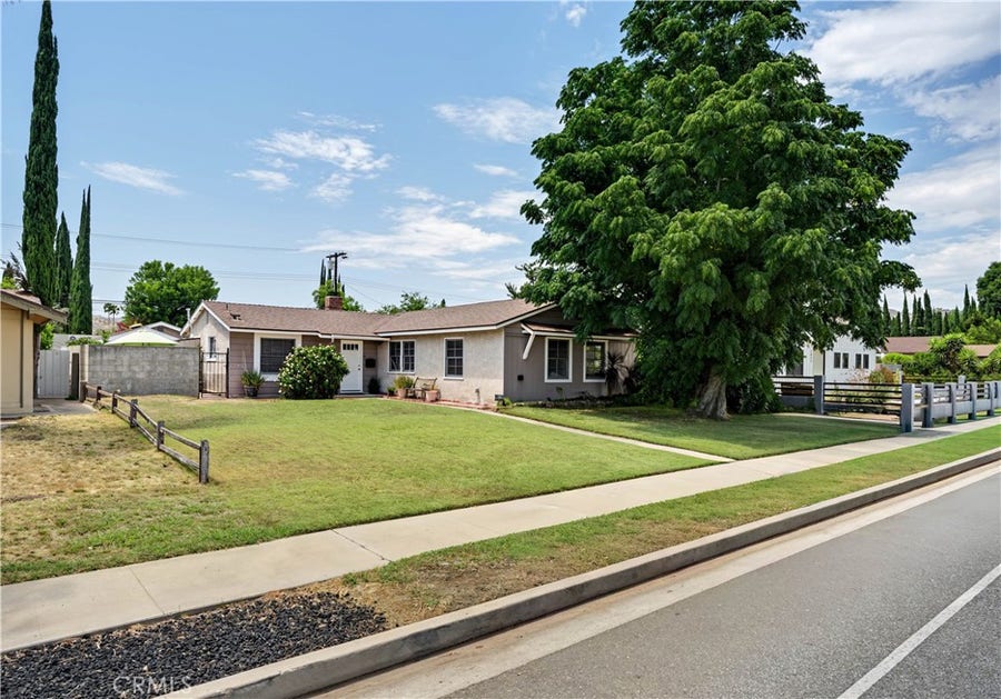 Property photo for 7921 Fallbrook, West Hills, CA
