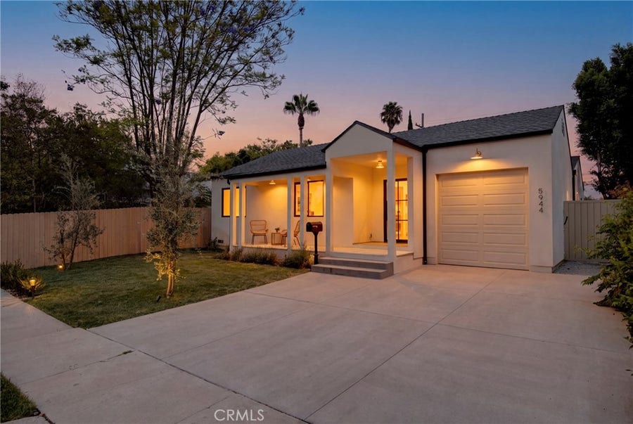 Property photo for 5944 Lasaine, Encino, CA