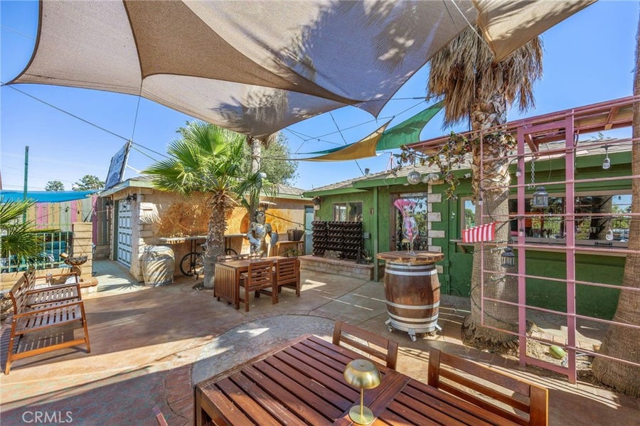 Property photo for 114 W Newgrove, Lancaster, CA