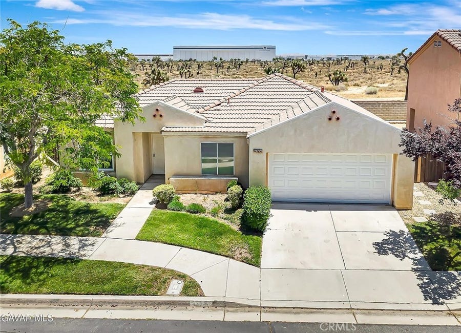 Property photo for 40166 La Cota Dr, Palmdale, CA