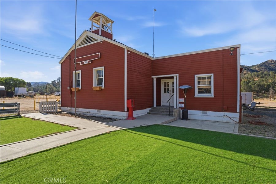 Property photo for 15782 Caliente Creek, Caliente, CA