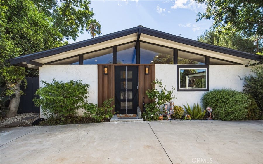Property photo for 19705 Hamlin Street, Woodland Hills, CA