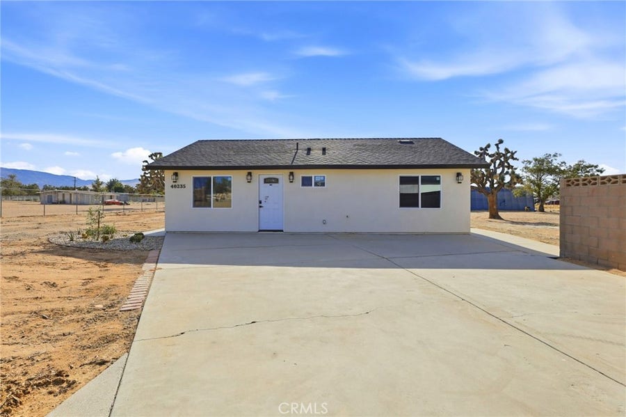 Property photo for 40235 W 17th st, Palmdale, CA