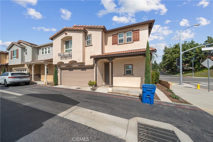 Property photo for 23201 W Canterbury, West Hills, CA