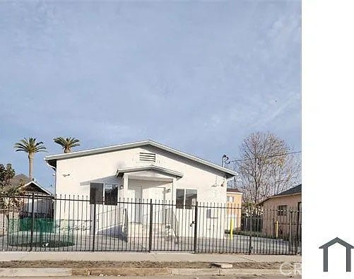 Property photo for 1175 E 41 Place, Los Angeles, CA