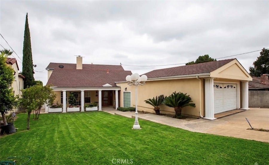 Property photo for 314 W Kenneth Road, Glendale, CA