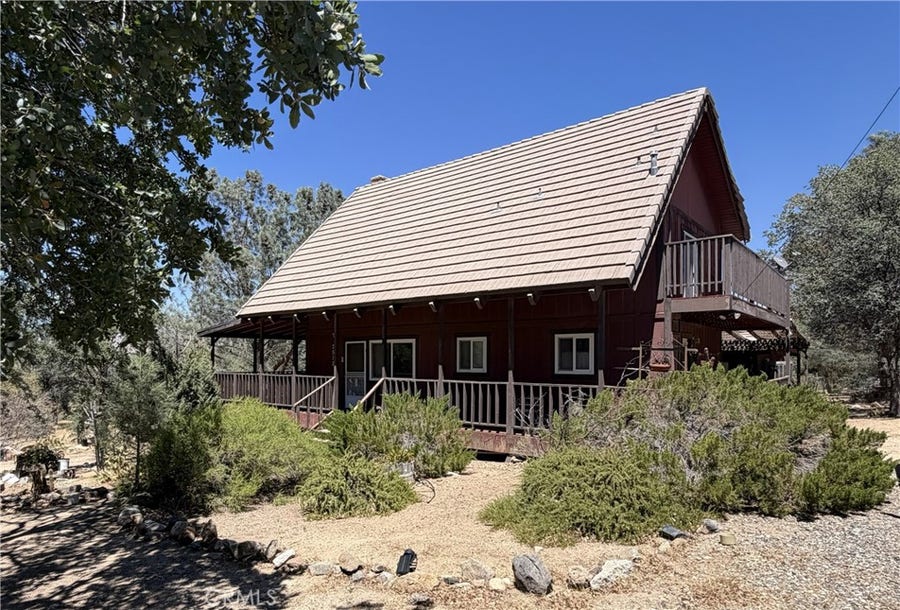 Property photo for 3512 Oakwood, Mountain Mesa, CA