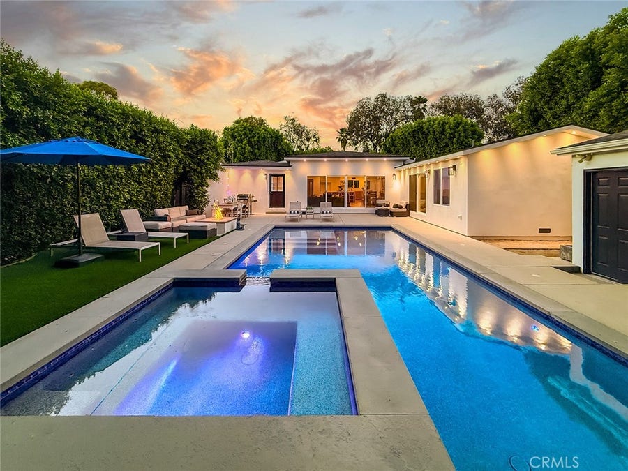 Property photo for 15722 Magnolia, Encino, CA