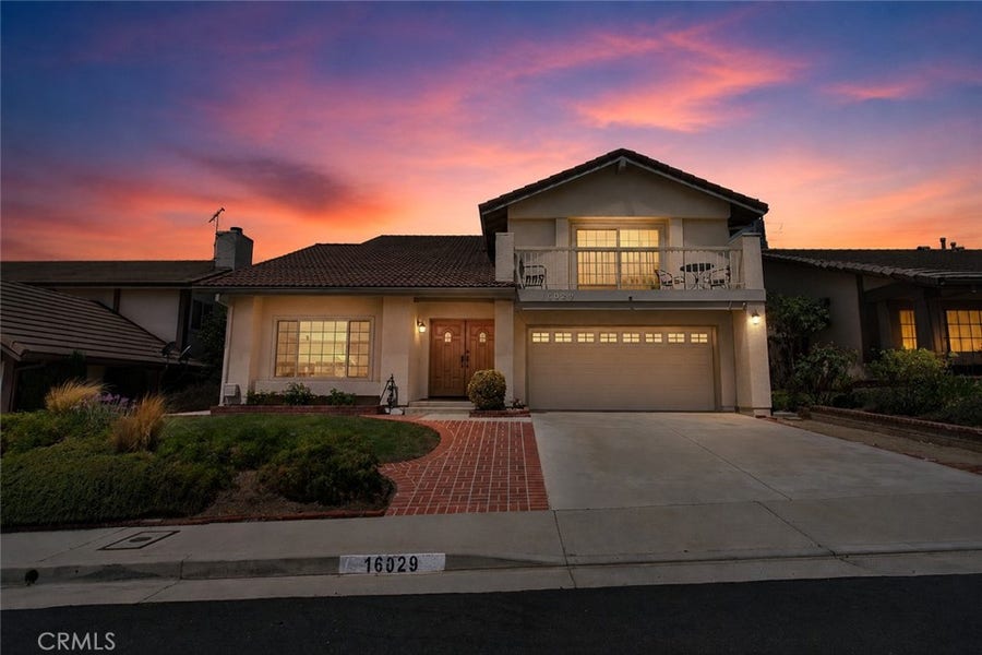 Property photo for 16029 Spur Ridge Road, Sylmar, CA