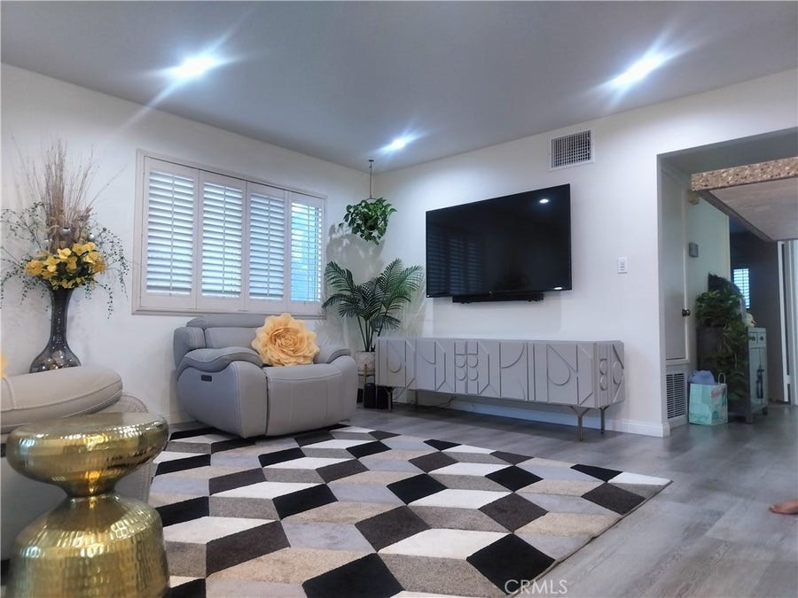 Property photo for 13144 Bromont, Sylmar, CA