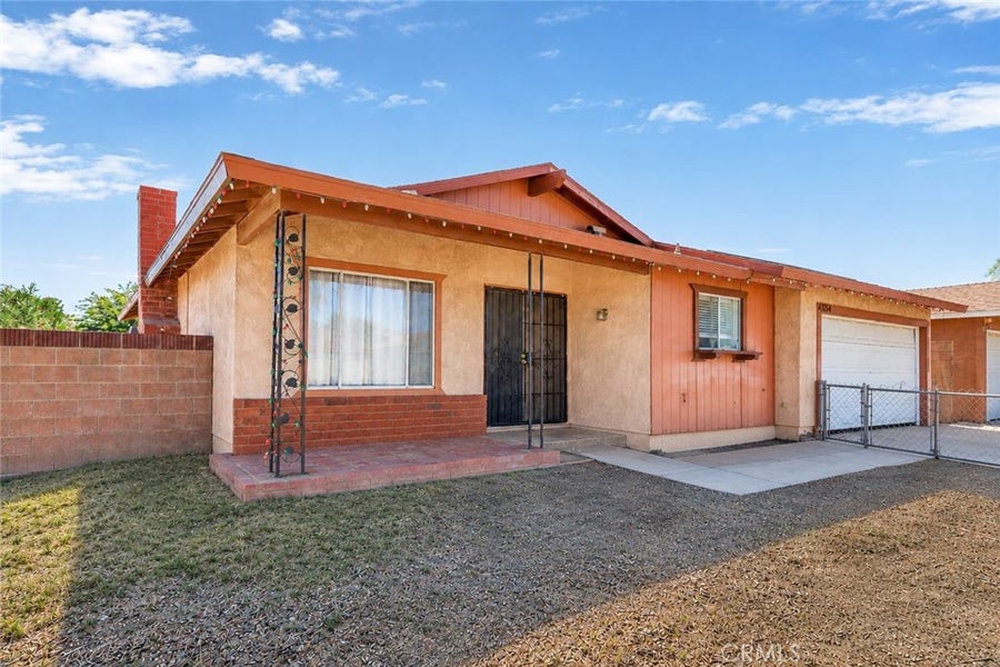 Property photo for 43354 Fanchon Avenue, Lancaster, CA