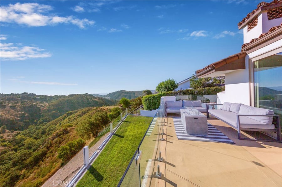 Property photo for 26 Corral, Bell Canyon, CA