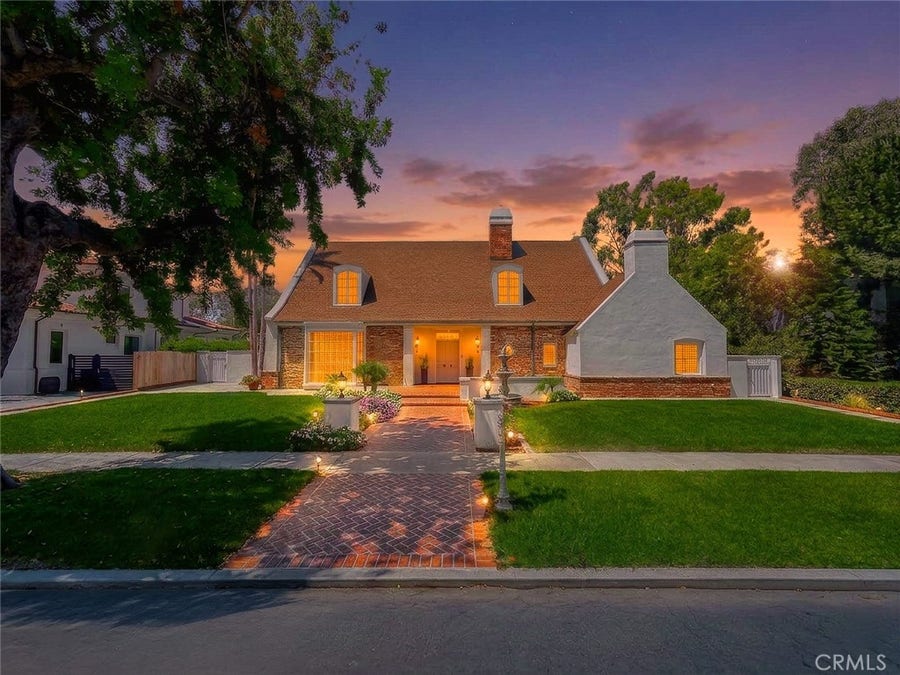 Property photo for 4217 Cedar Avenue, Long Beach, CA