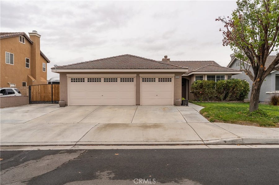 Property photo for 4659 W Ave J4, Lancaster, CA