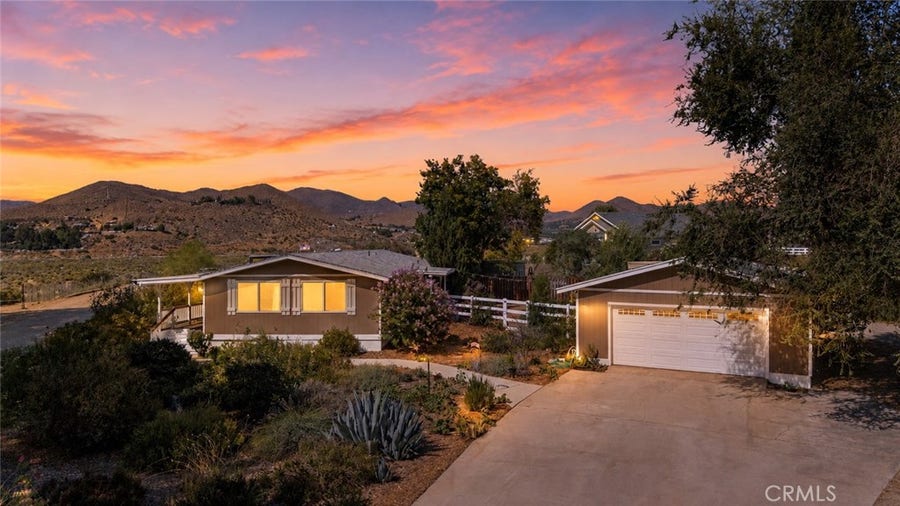 Property photo for 31757 Indian Oak Road, Acton, CA