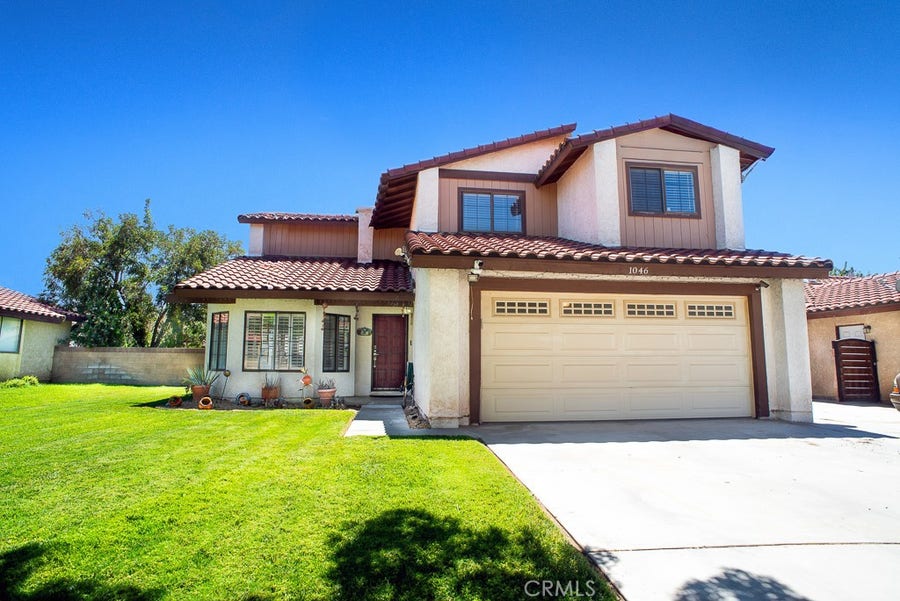 Property photo for 1046 E Avenue J6, Lancaster, CA