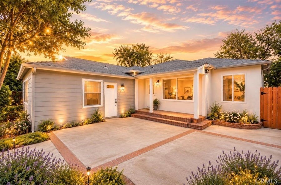 Property photo for 6714 Jellico, Lake Balboa, CA