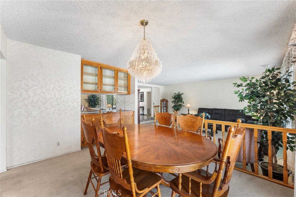 44608 Loneoak Avenue, Lancaster, CA 93534