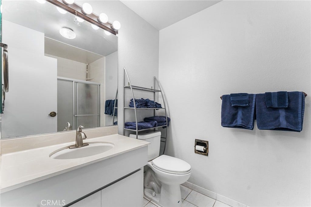 44608 Loneoak Avenue, Lancaster, CA 93534