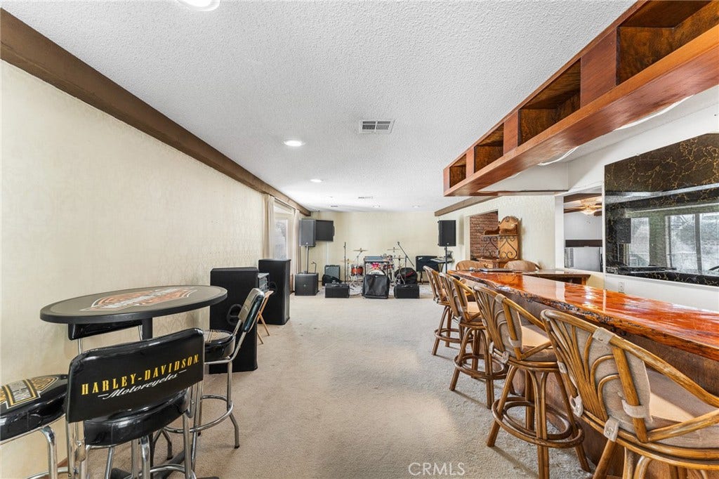 44608 Loneoak Avenue, Lancaster, CA 93534