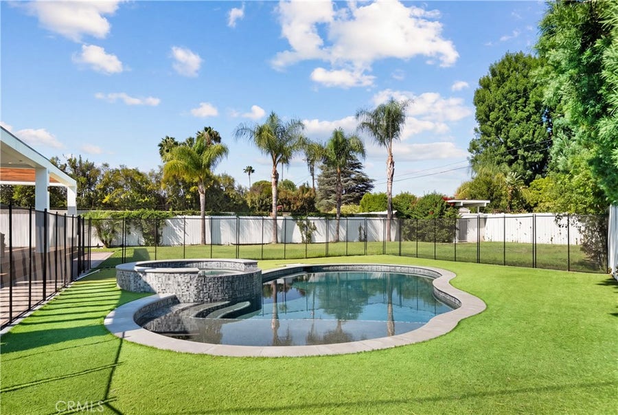 Property photo for 9150 Zelzah Avenue, Northridge, CA