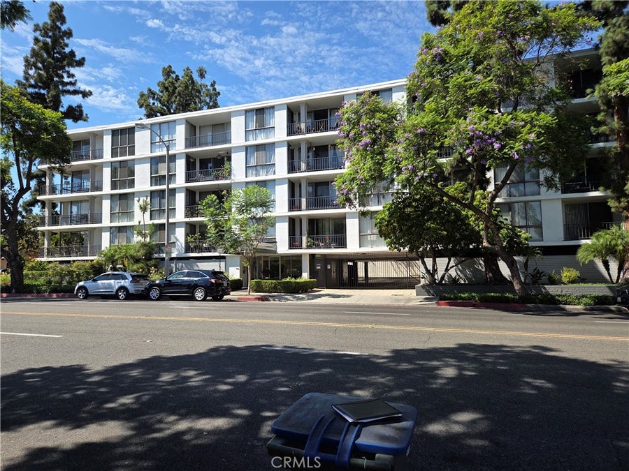 Property photo for 601 E Del Mar Boulevard, #402, Pasadena, CA