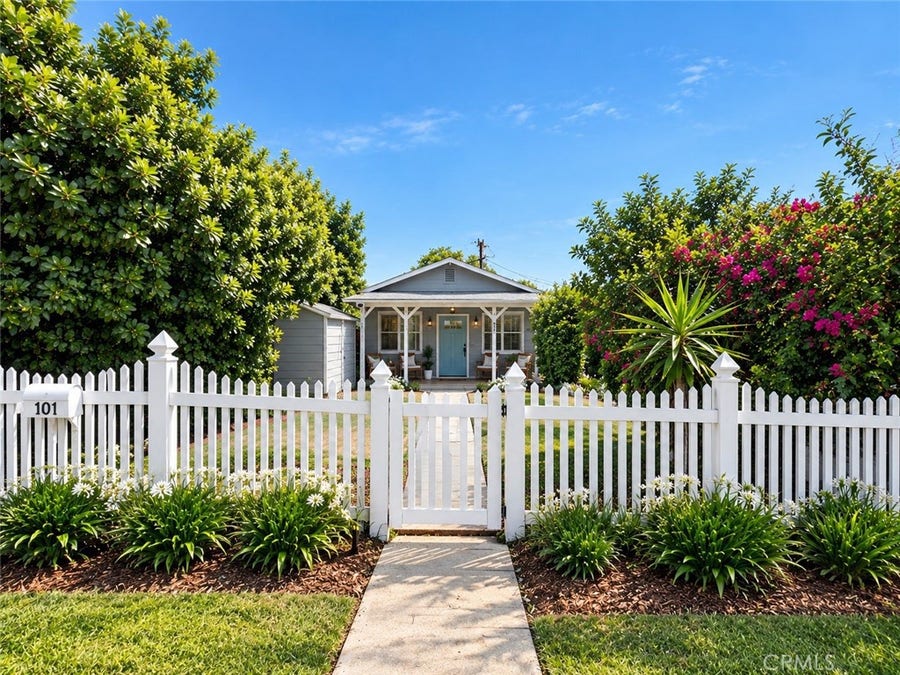 Property photo for 1454 N Clybourn Avenue, Burbank, CA