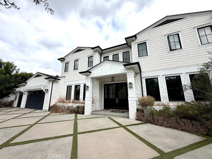 Property photo for 17405 Cumpston, Encino, CA