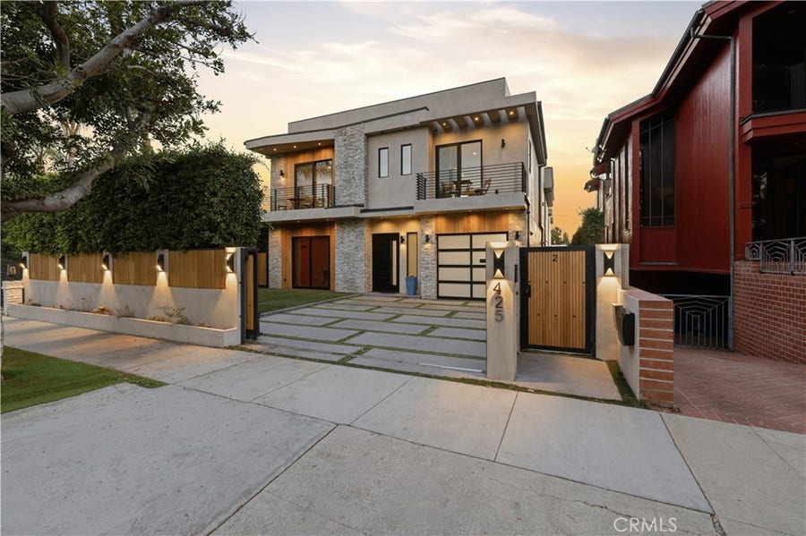 Property photo for 425 N Alfred, Los Angeles, CA