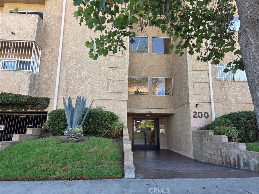 Property photo for 200 S Reno, #102, Los Angeles, CA