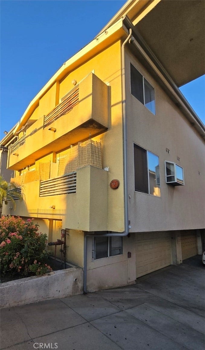 Property photo for 8780 Burnet, #12, Los Angeles, CA