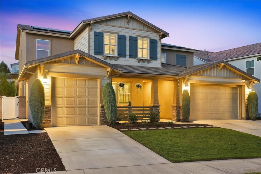 Property photo for 22389 Midtown Court, Saugus, CA