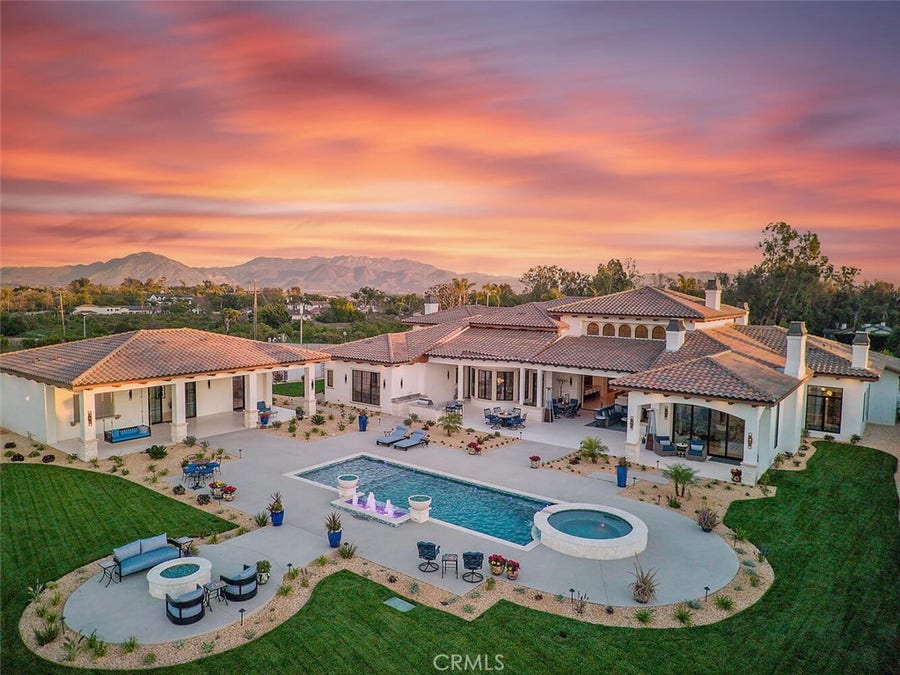 Property photo for 277 Crestview Avenue, Camarillo, CA