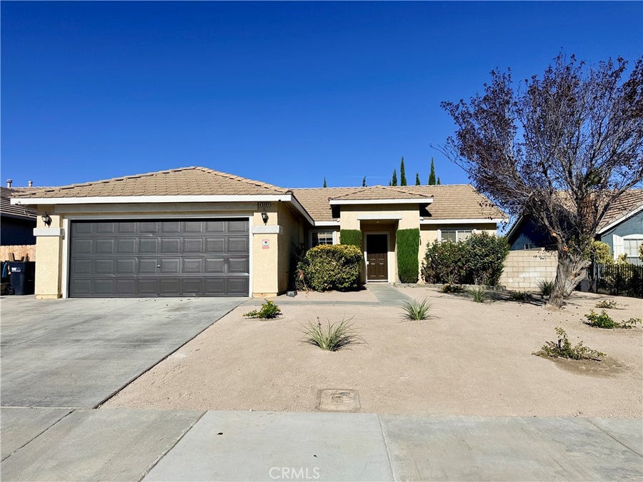 Property photo for 43257 Homestead, Lancaster, CA