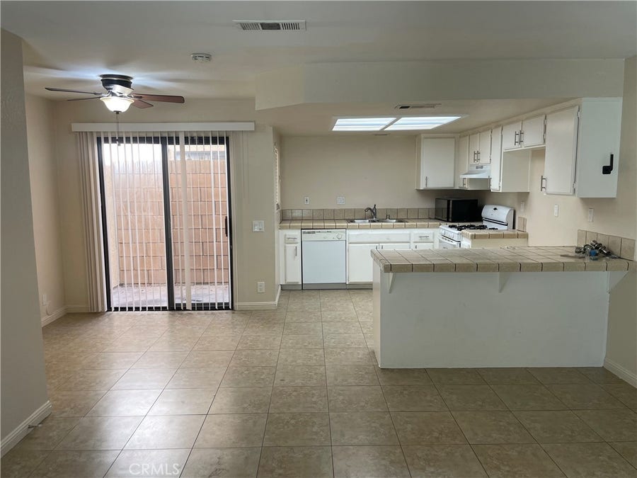 Property photo for 1739 W Avenue J-15, #6, Lancaster, CA